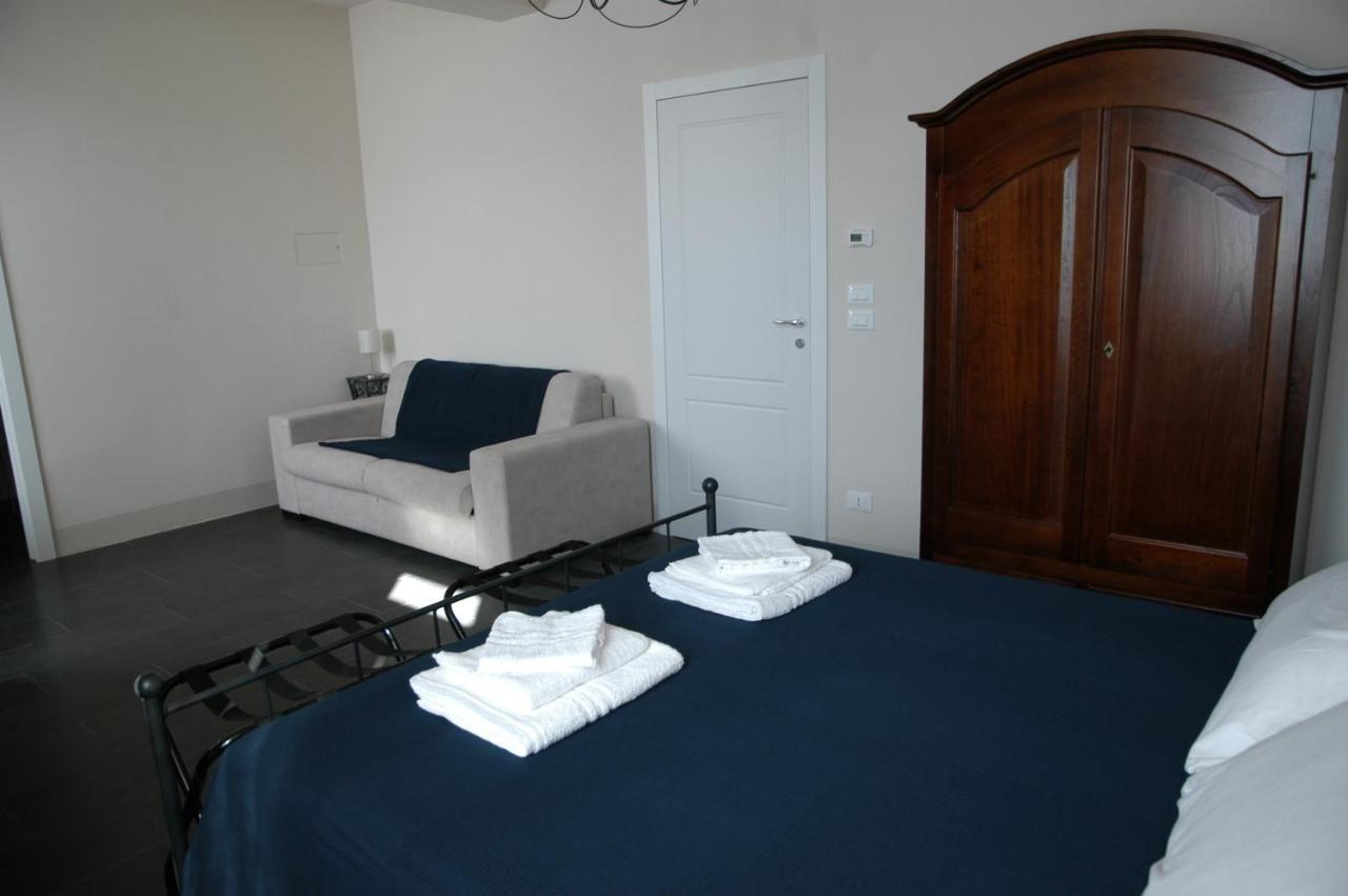 Castello D'Alcontres Guest House 3 Stelle Nizza di Sicilia Buitenkant foto