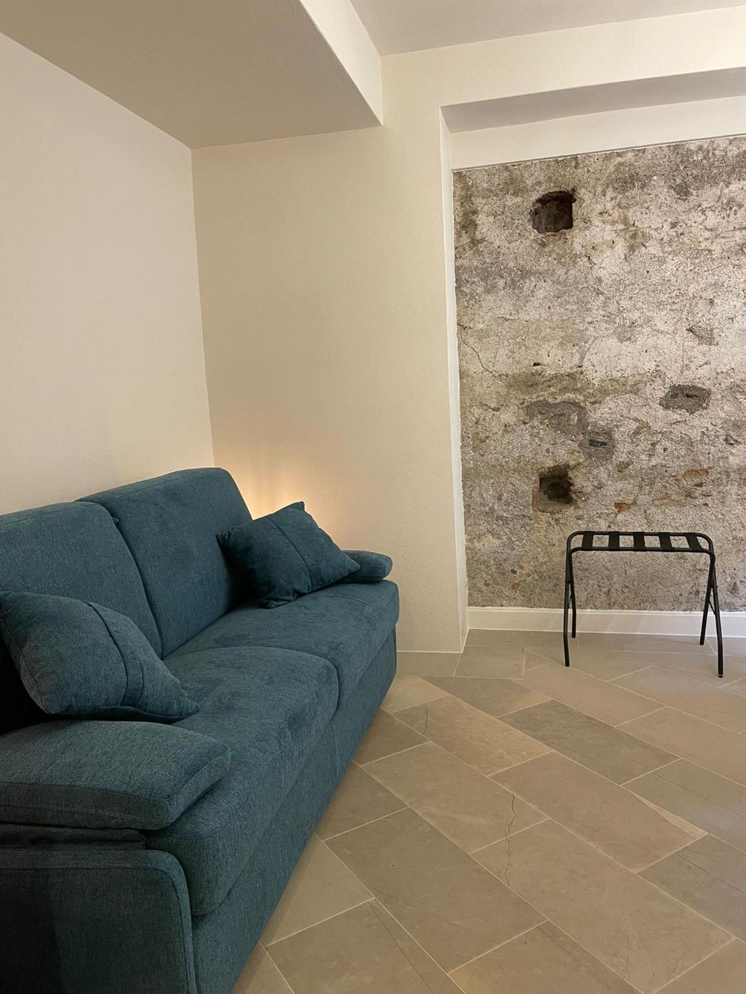 Castello D'Alcontres Guest House 3 Stelle Nizza di Sicilia Buitenkant foto